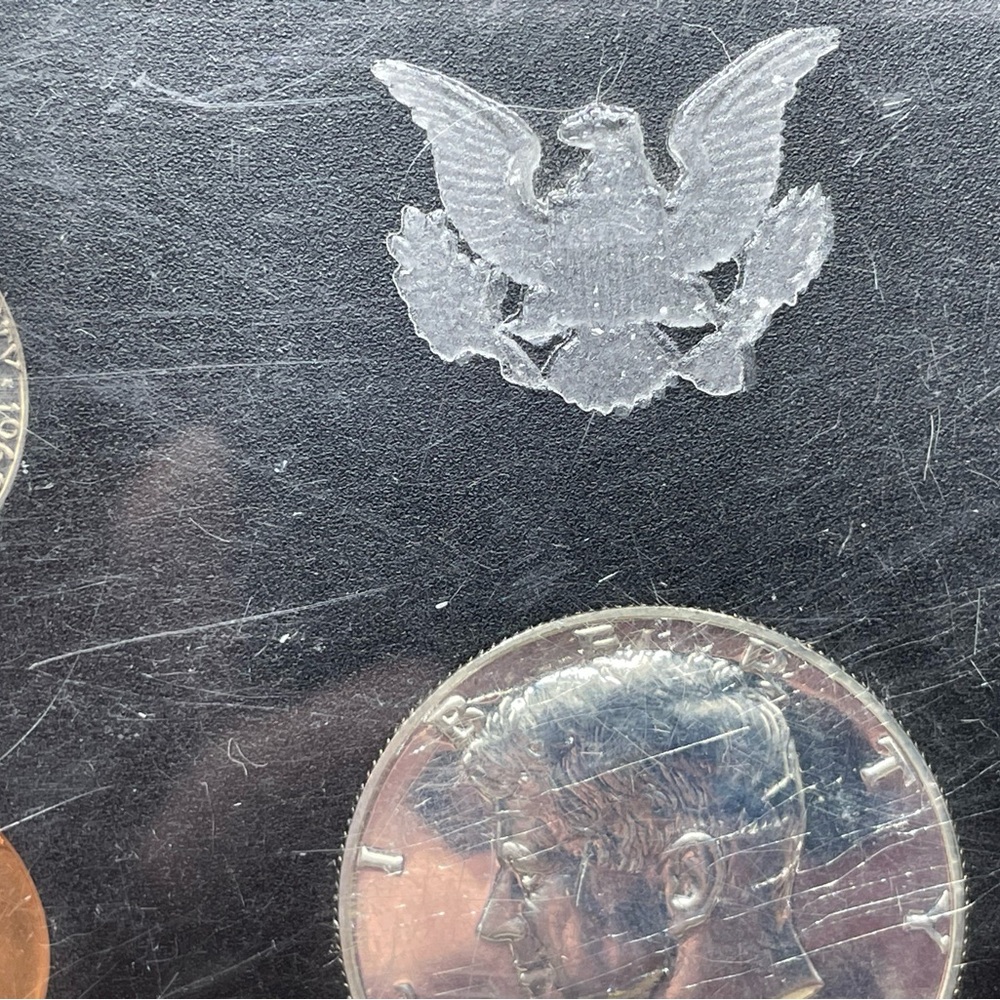 United States Proof Coin Set From 1968 with Display Case - Picture 4 of 6